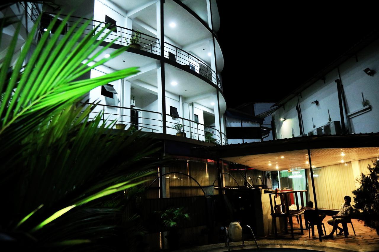 Hotel Nelly Vavuniya المظهر الخارجي الصورة