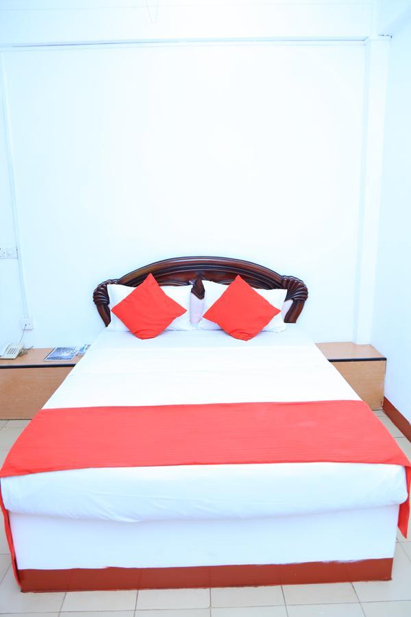 Hotel Nelly Vavuniya المظهر الخارجي الصورة